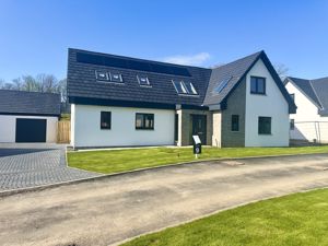 Photo 9- click for photo gallery